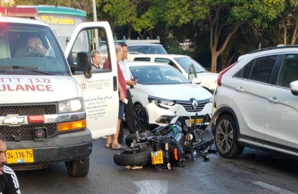 اصابة شابين من الناصرة بحادث دراجة نارية في نوف هجليل